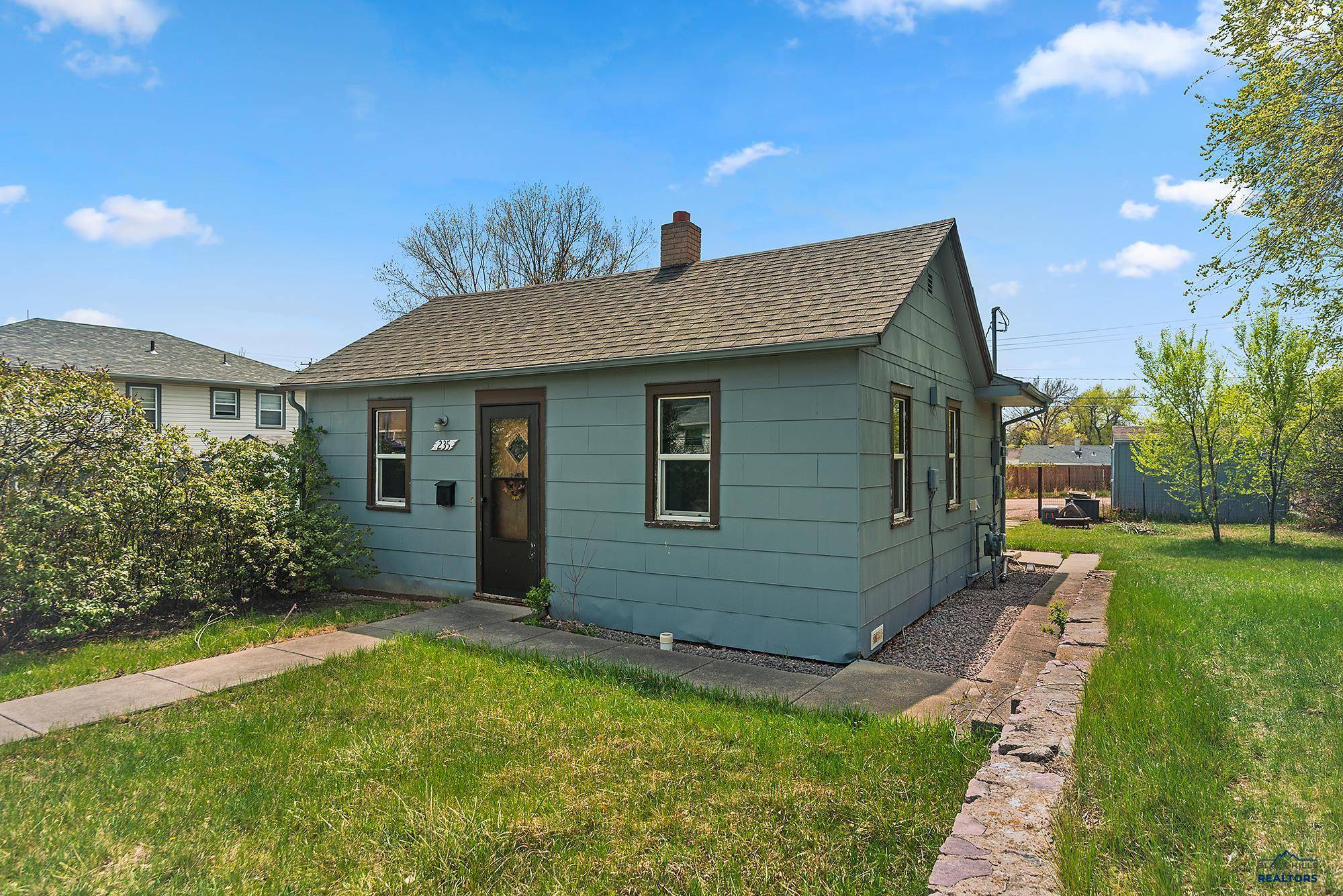 235 E Saint Patrick St, Rapid City, SD 57701