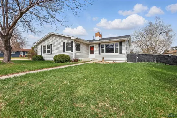 1614 SPACE AVE, Rapid City, SD 57701-0000