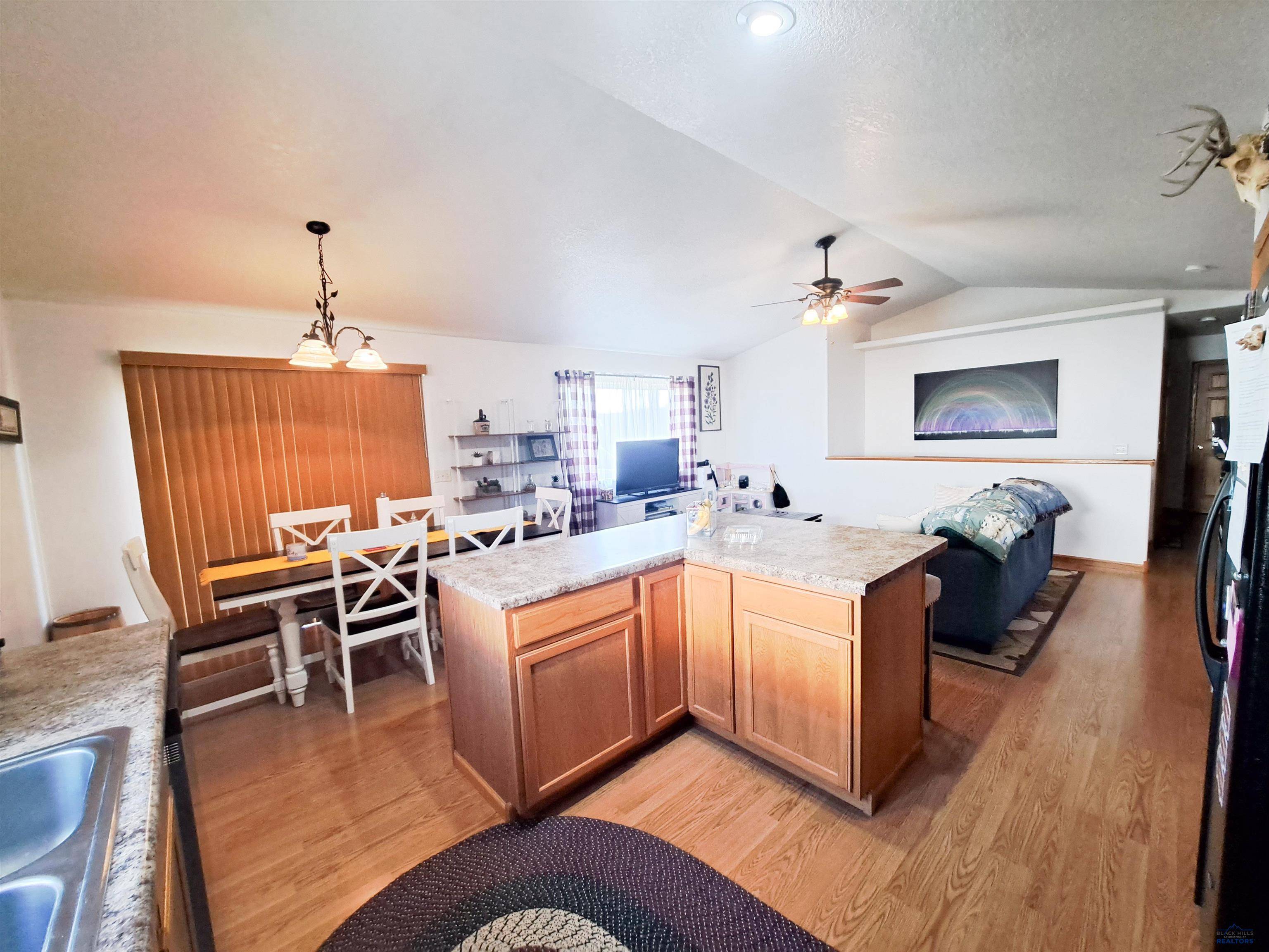 Belle Fourche, SD 57717,814 Ridgeview St
