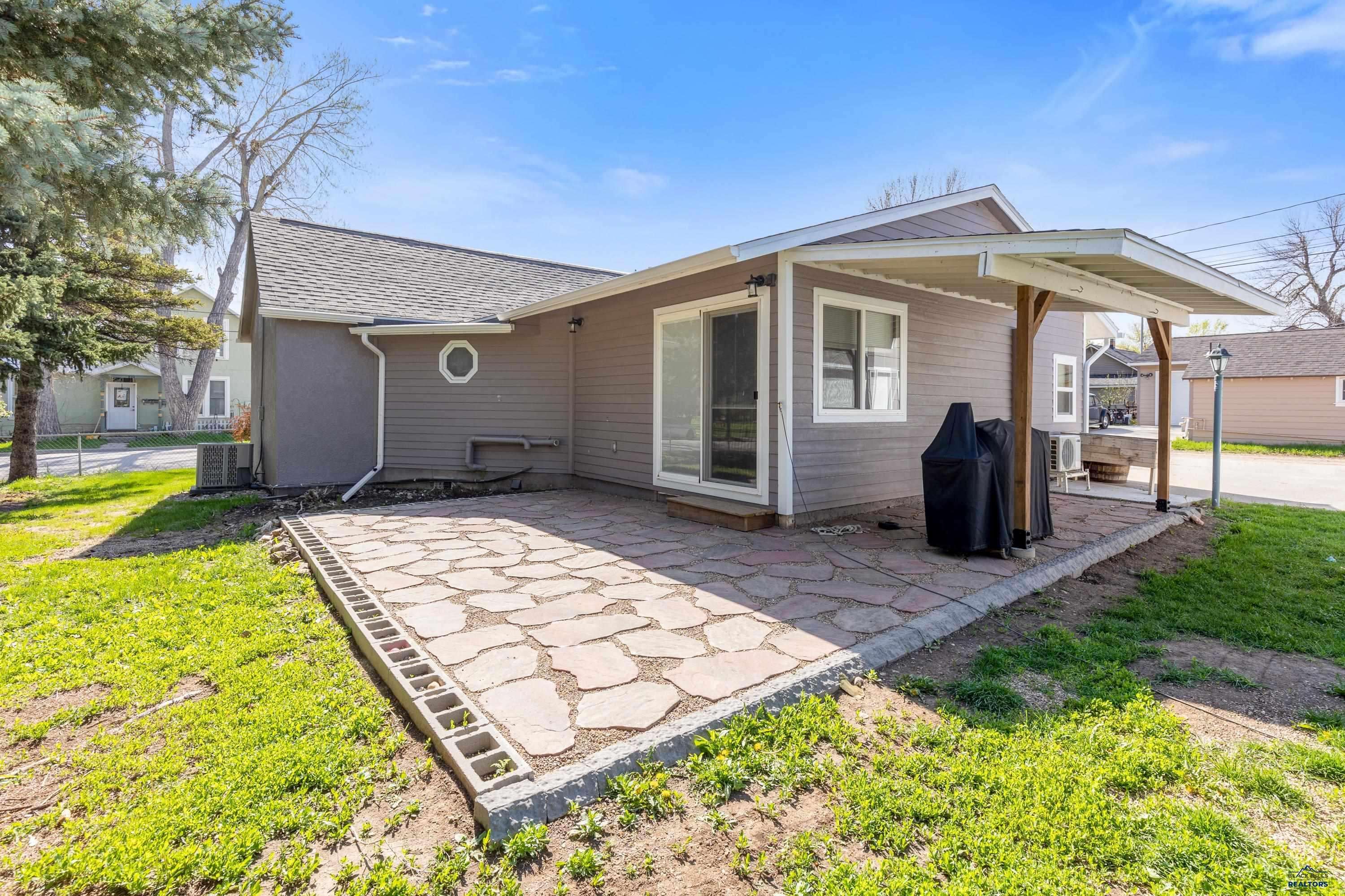 Sturgis, SD 57785,819 Sly St
