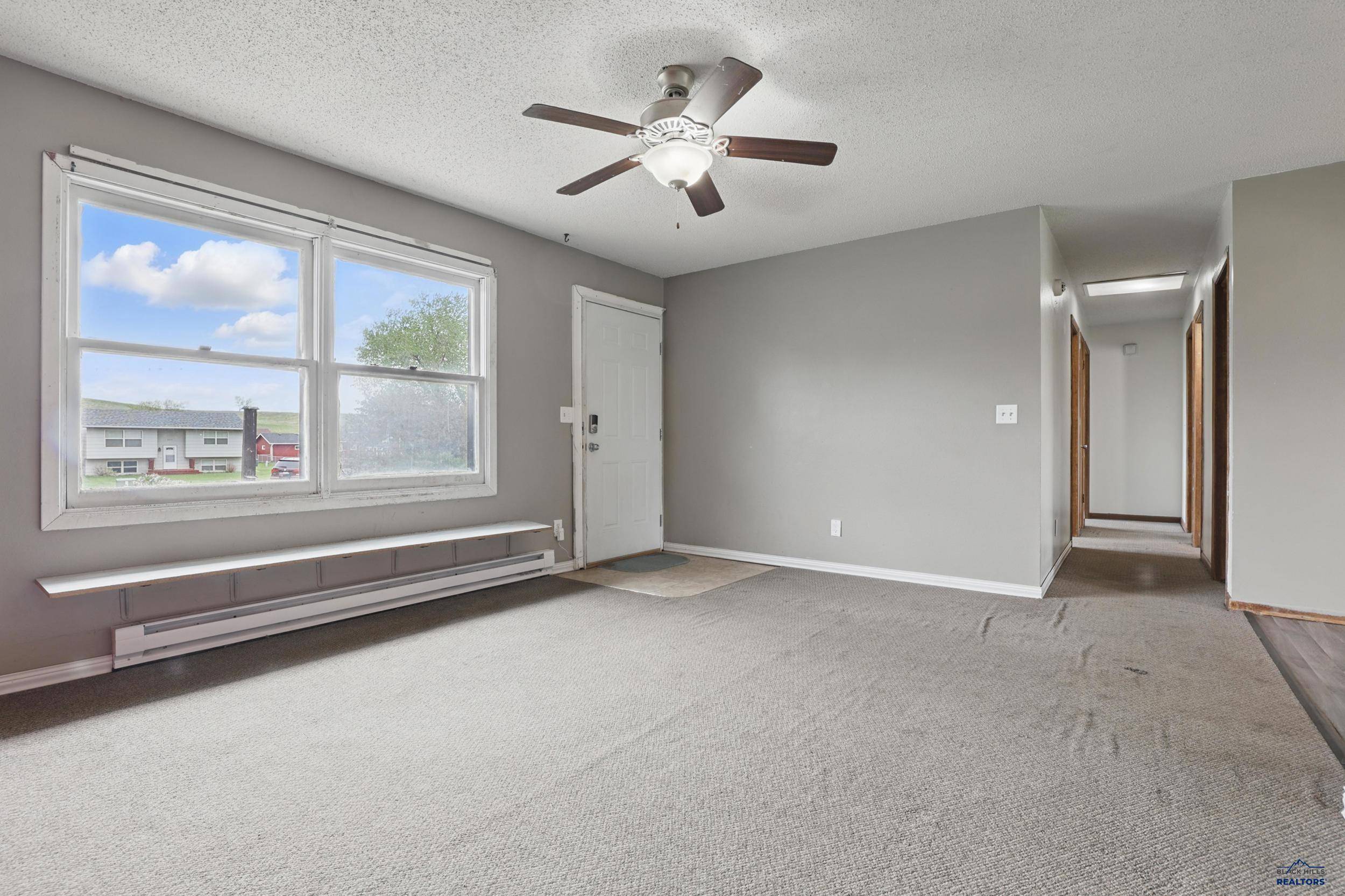 Box Elder, SD 57719,611 Hummingbird Cir