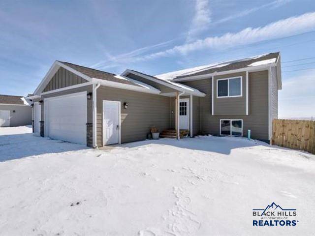 2331 E Philadelphia St, Rapid City, SD 57701