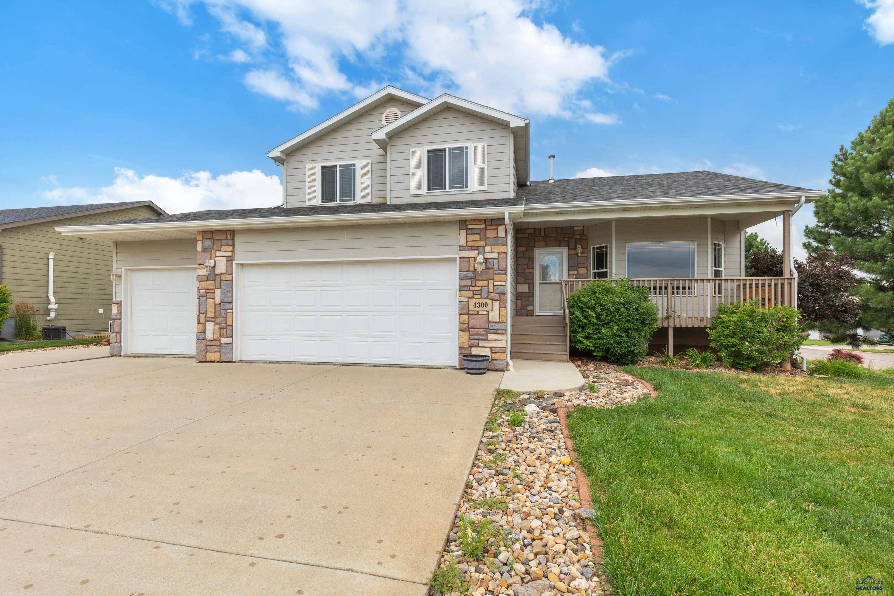 4300 Donegal Way, Rapid City, SD 57702
