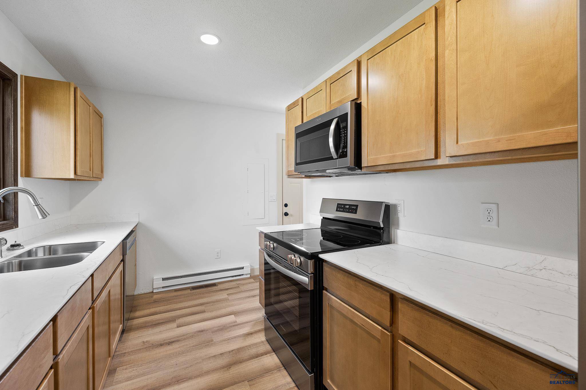Custer, SD 57730,248 S 10th St