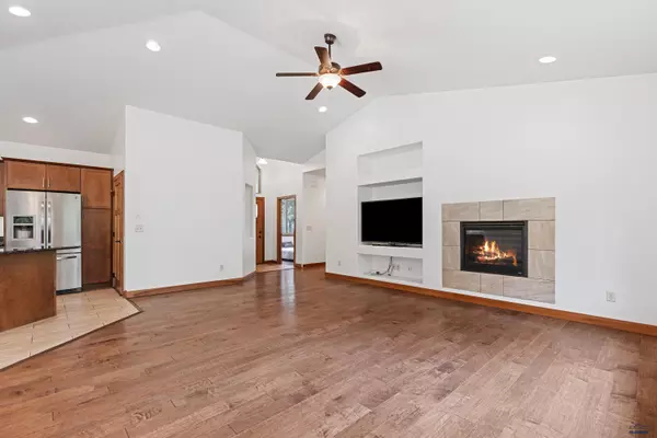 Rapid City, SD 57702,23487 Dry Sage Ln