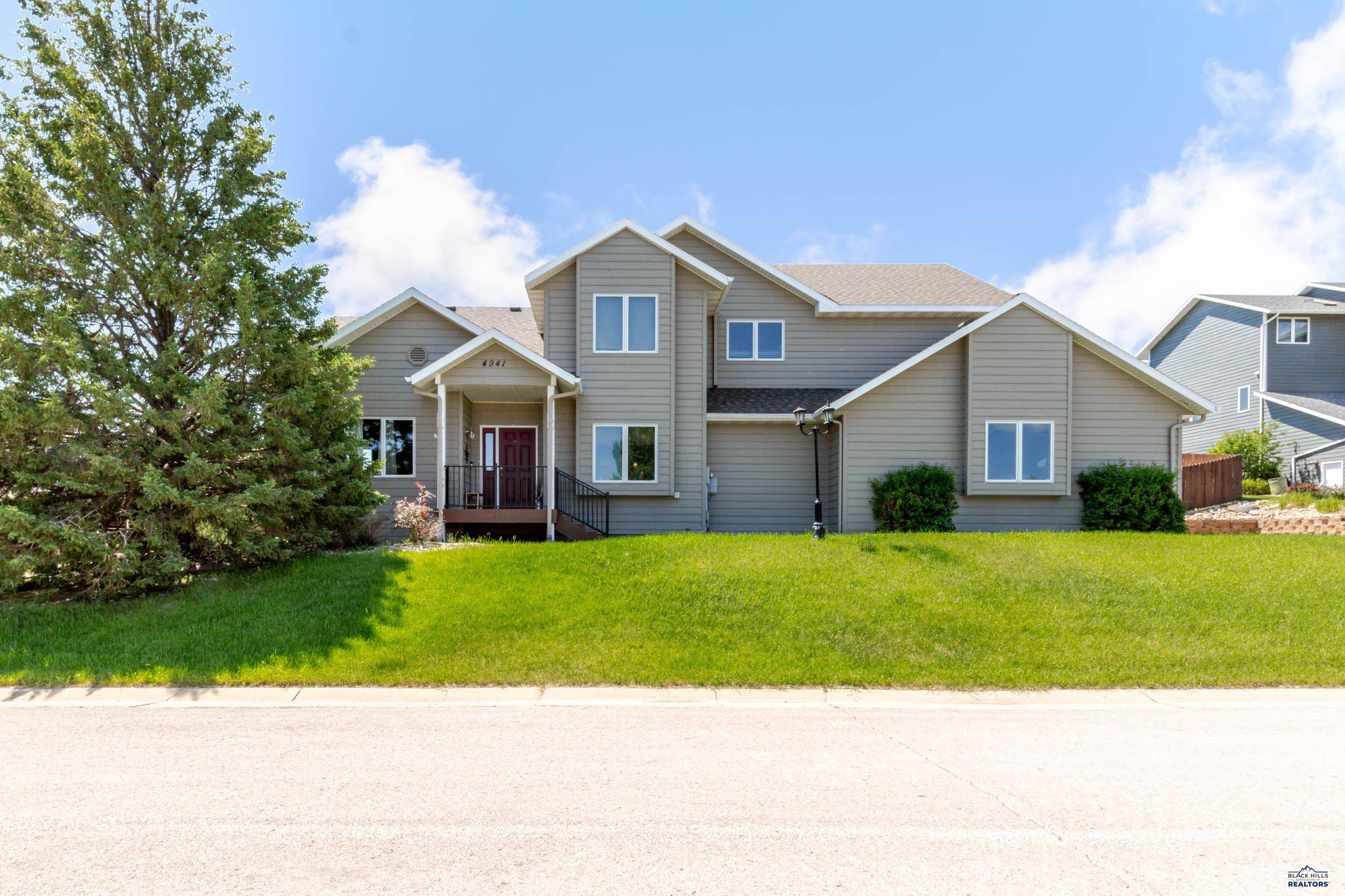 4941 Springtree Ct, Rapid City, SD 57702-9246