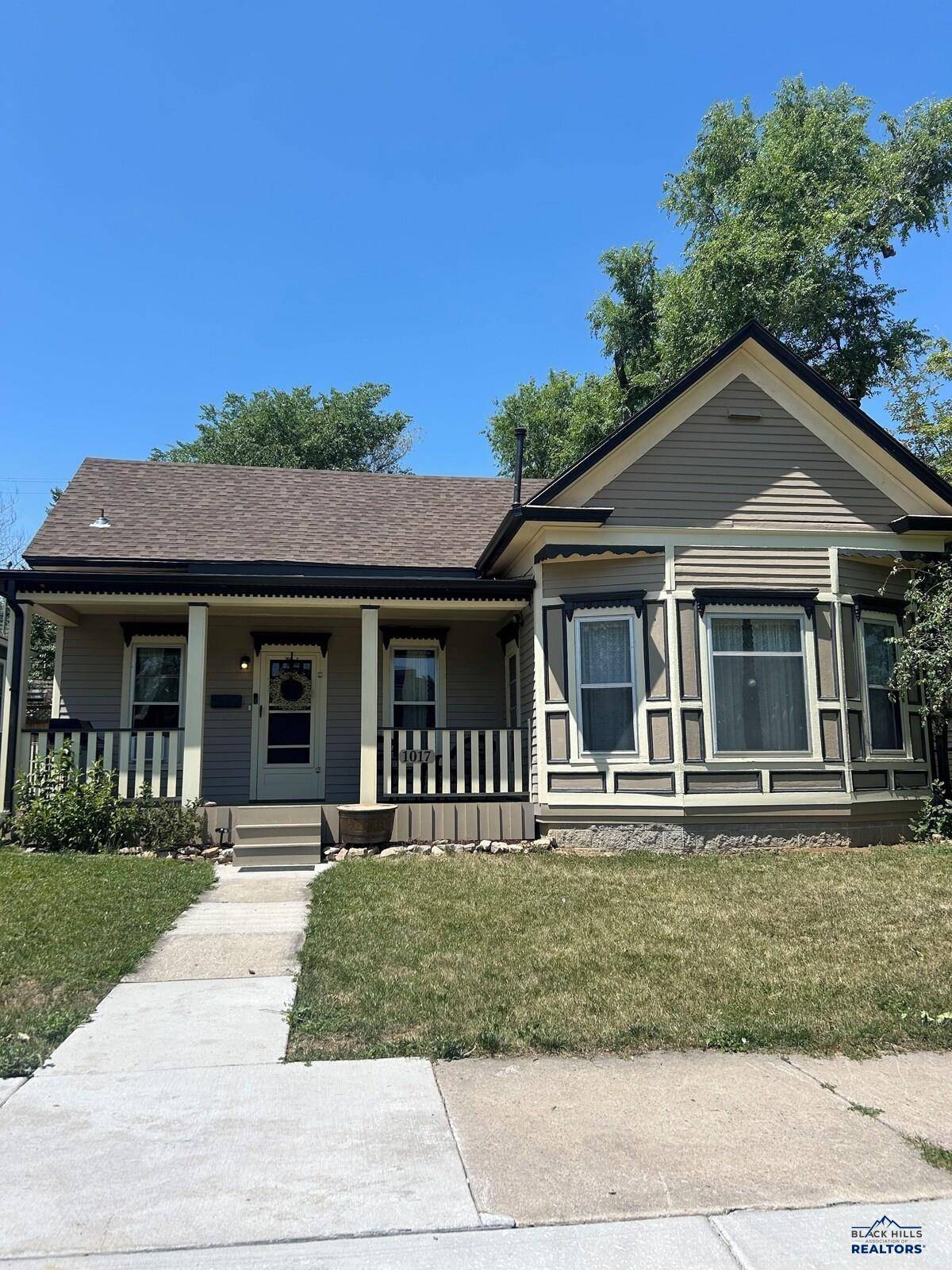 1017 12th St, Rapid City, SD 57701