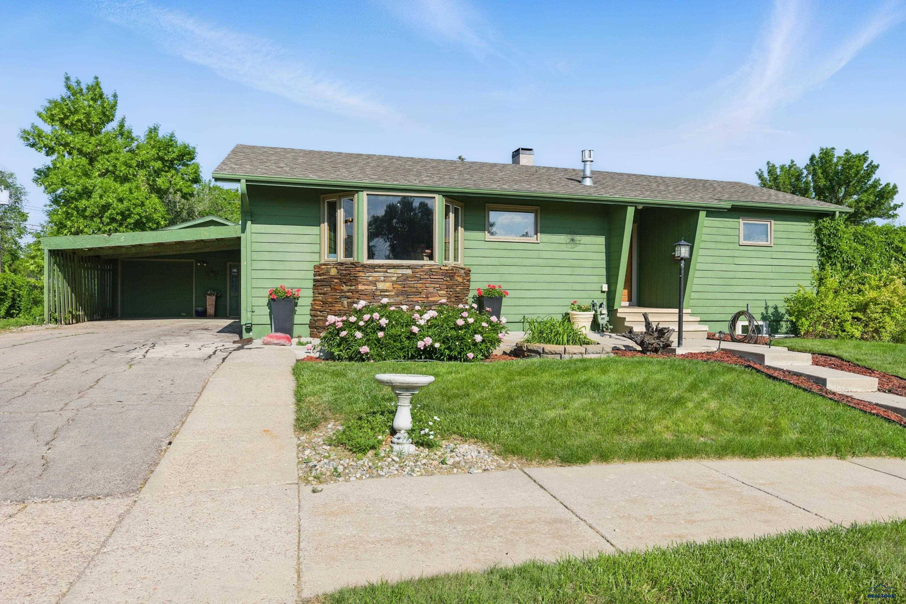 Rapid City, SD 57701-7114,2812 Lynnwood Dr