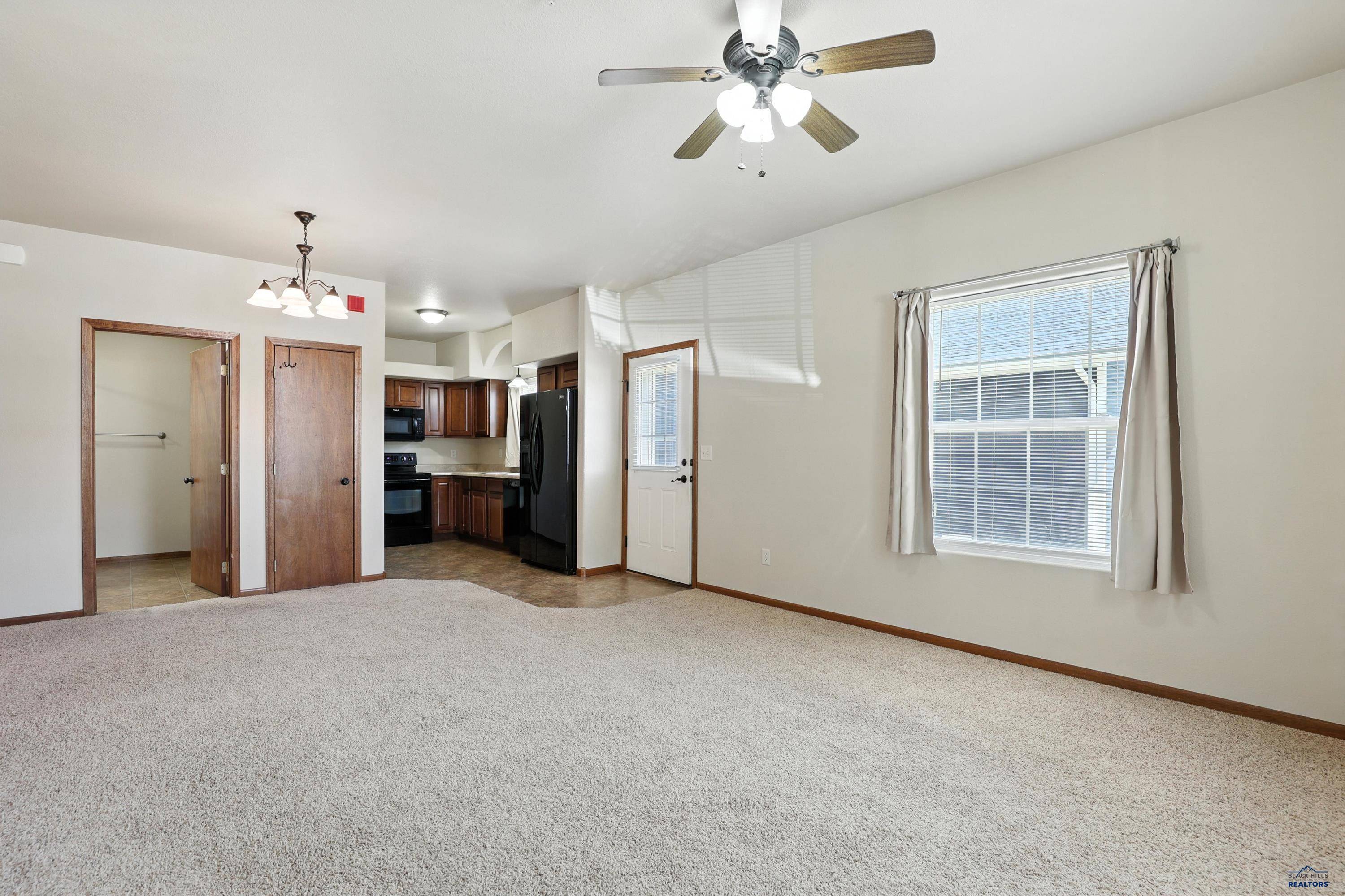 Rapid City, SD 57701,756 Earleen St