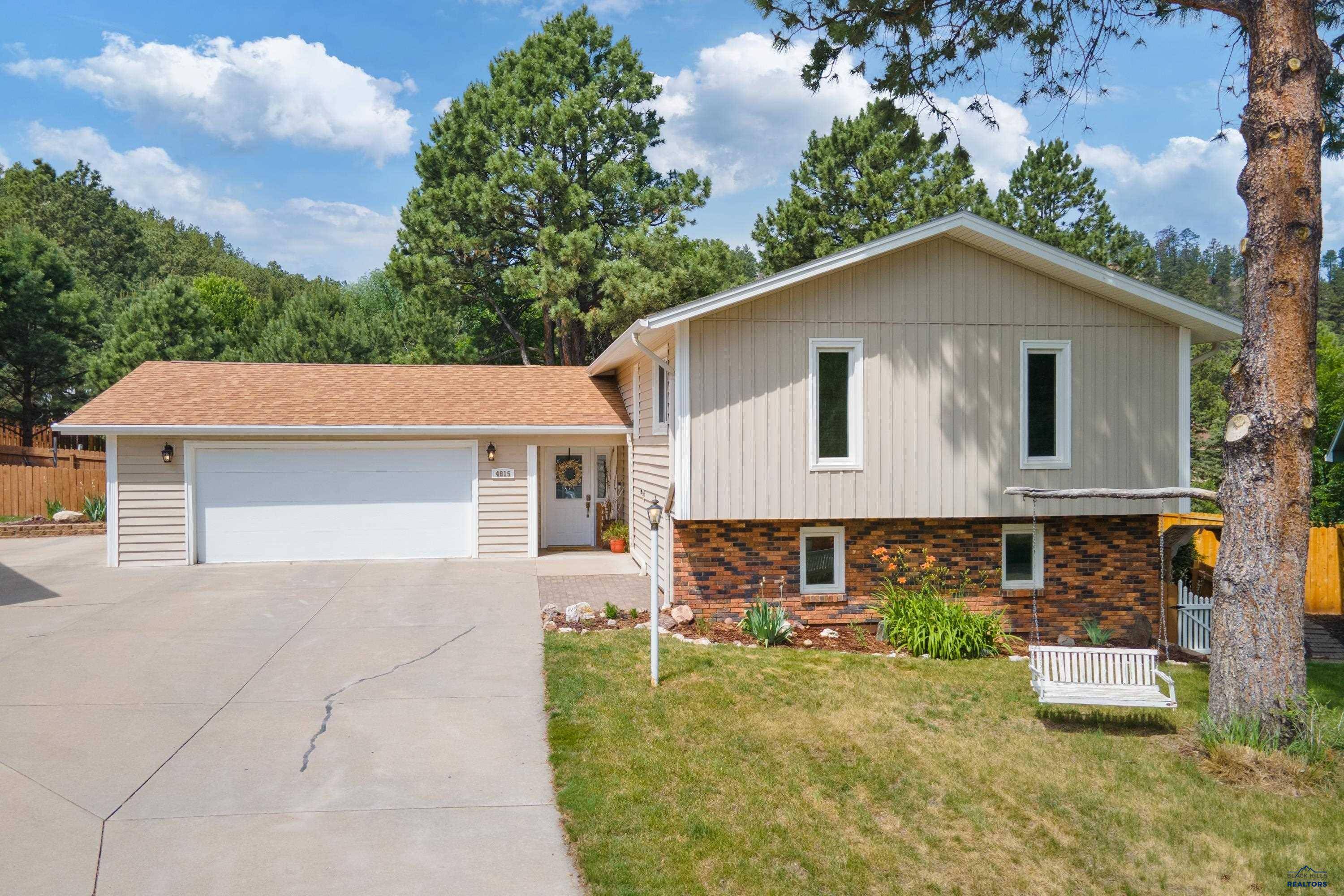 4815 Telemark Ct, Rapid City, SD 57702