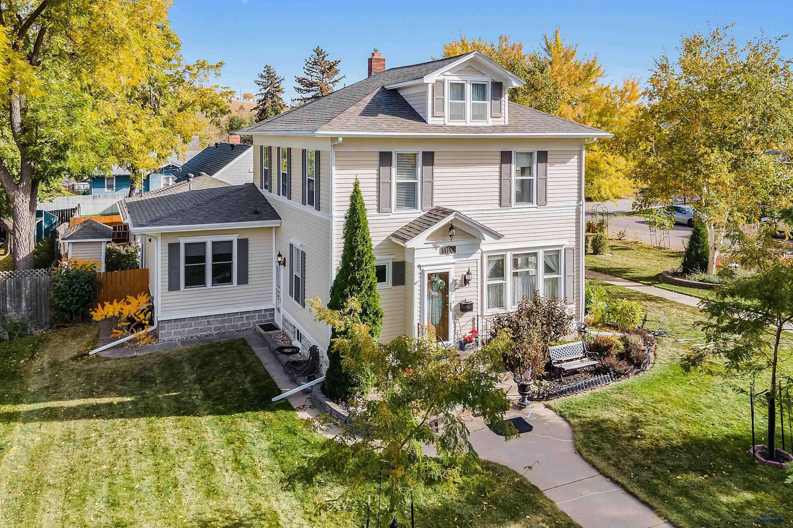 1120 West Blvd, Rapid City, SD 57701