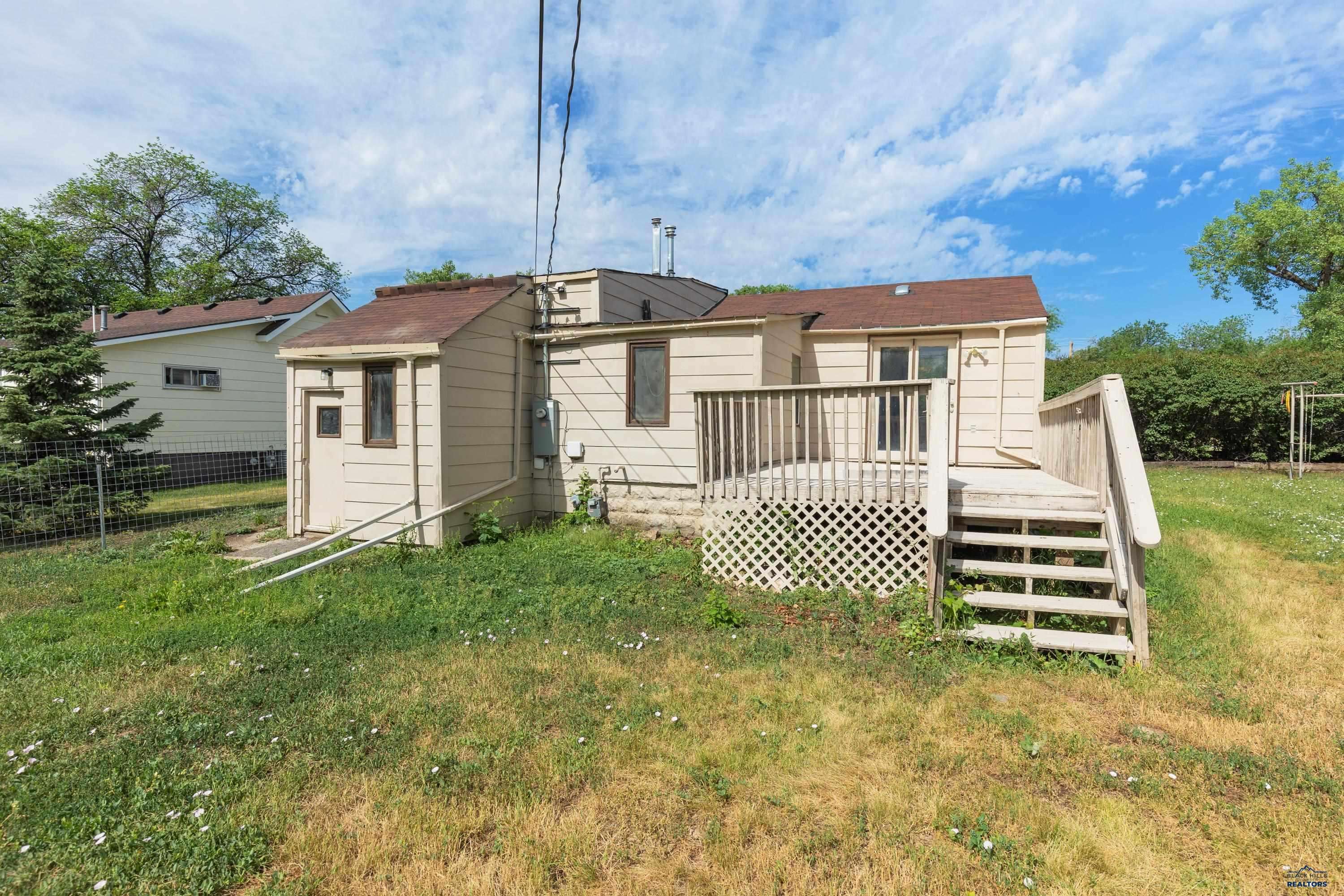 Rapid  City, SD 57701,722 Allen Ave