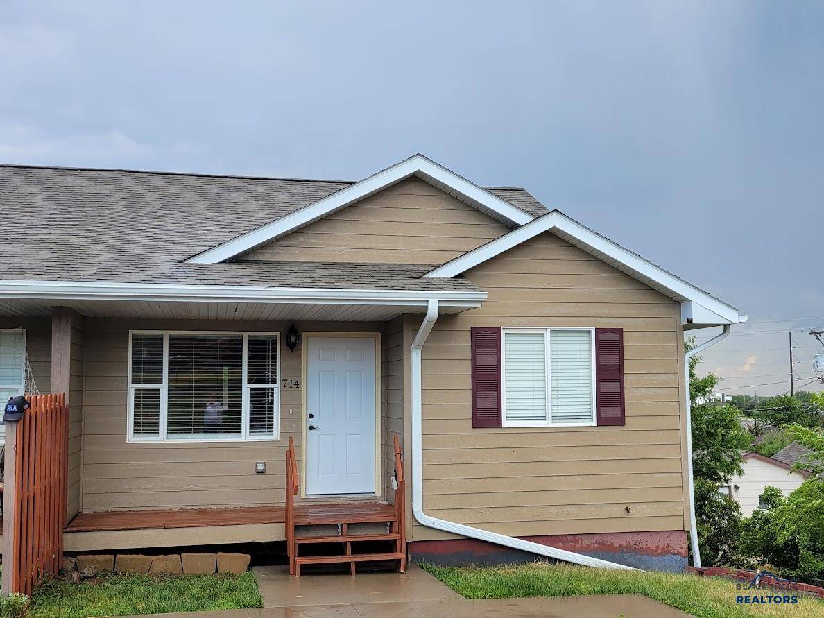 714 Joy Ave, Rapid City, SD 57701-1145