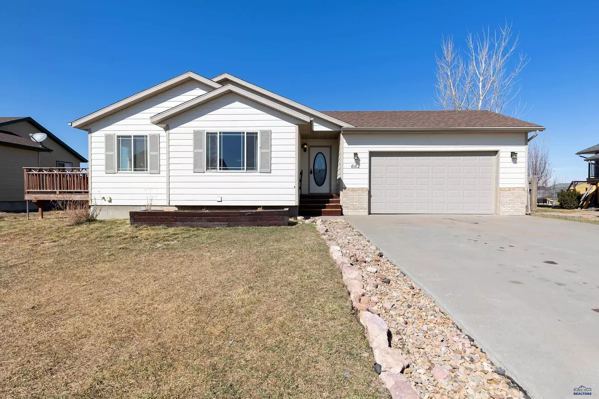 Box Elder, SD 57719,662 Airway Ct