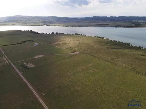 Tbd E Southshore Rd, Hot Springs, SD 57747
