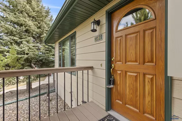 2506 Junction Dr, Rapid City, SD 57702-5236