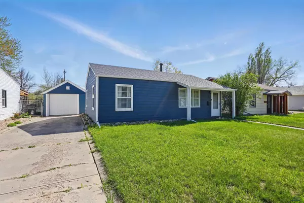 17 Saint Andrew St, Rapid City, SD 57701