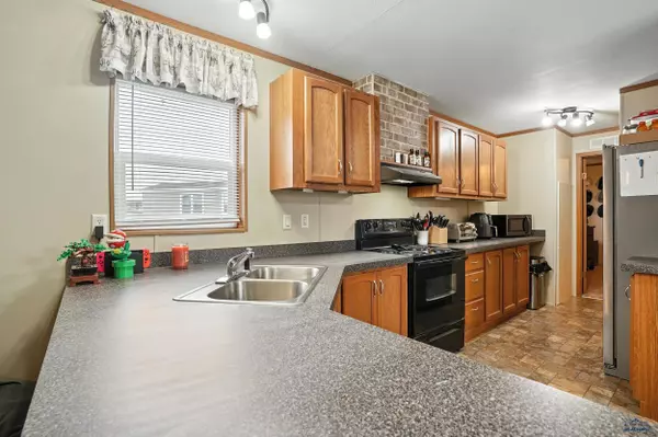 Rapid City, SD 57701,840 N Spruce St