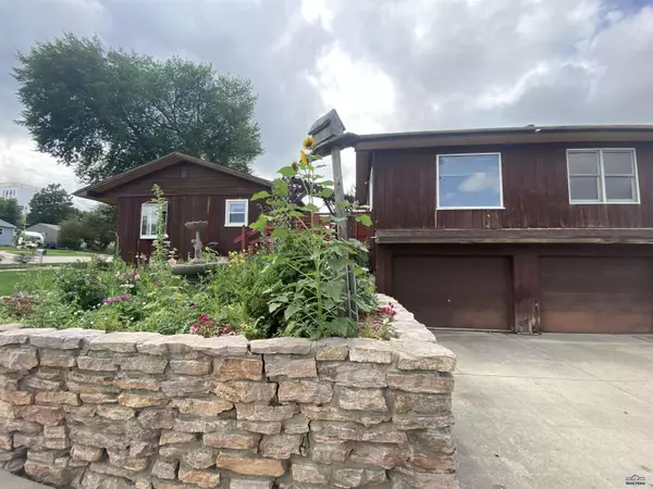 Rapid City, SD 57701,604 Cleveland St