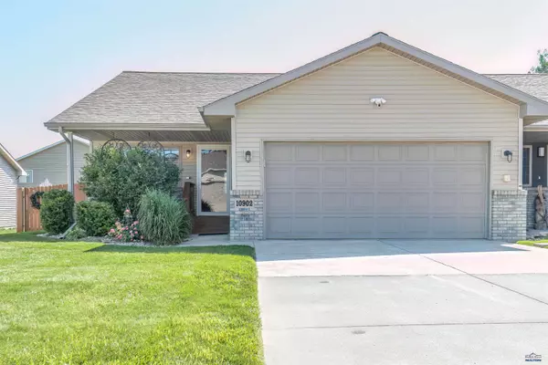 10902 Freedom Pl, Summerset, SD 57718
