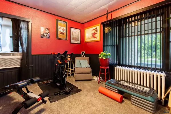 Rapid City, SD 57701-3516,1217 W BLVD