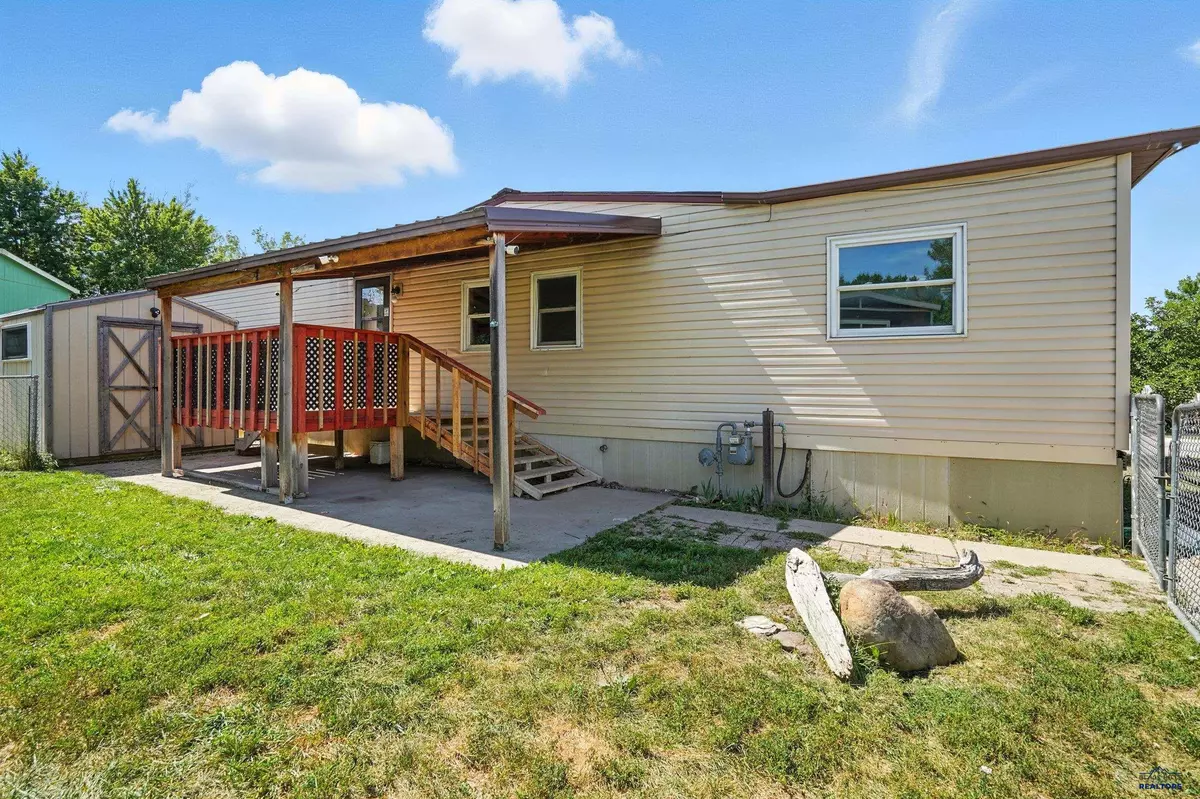 Rapid City, SD 57701,840 N Spruce St