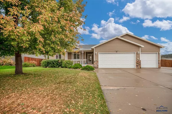 7219 Savannah Ln, Summerset, SD 57718