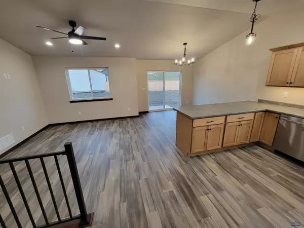 Rapid City, SD 57701,5317 Bunker Dr