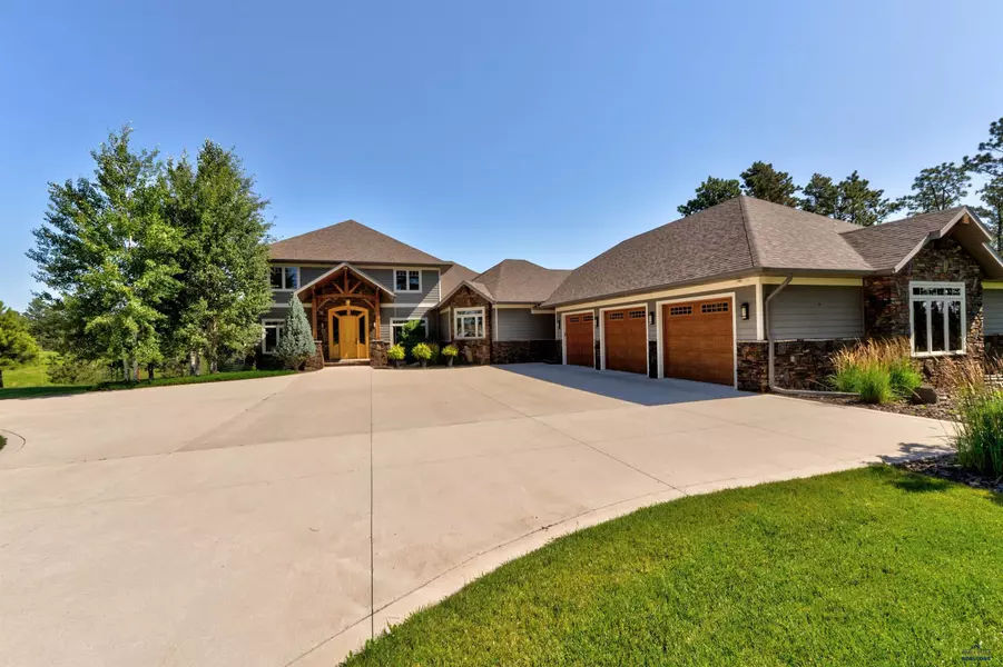 2150 Skyline Ranch Rd, Rapid City, SD 57701