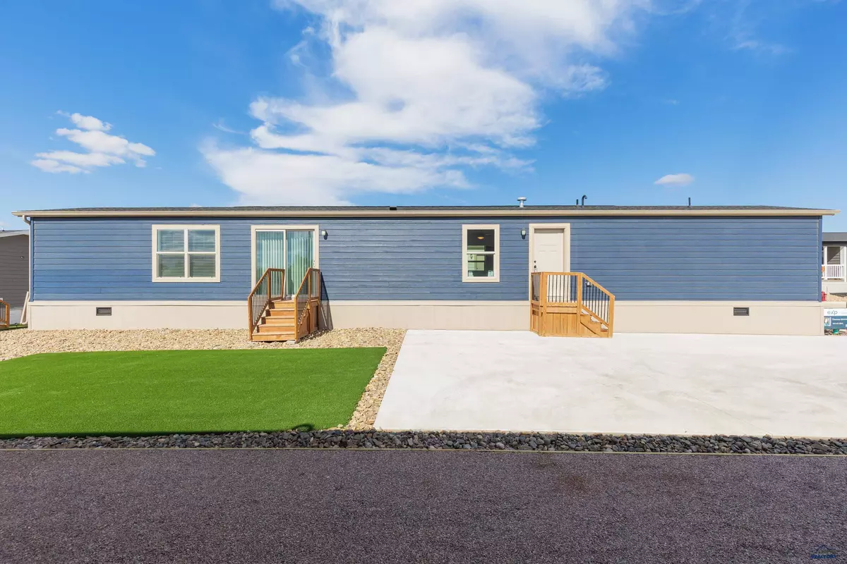 Rapid City, SD 57701,1717 E Philadelphia St Lot 103