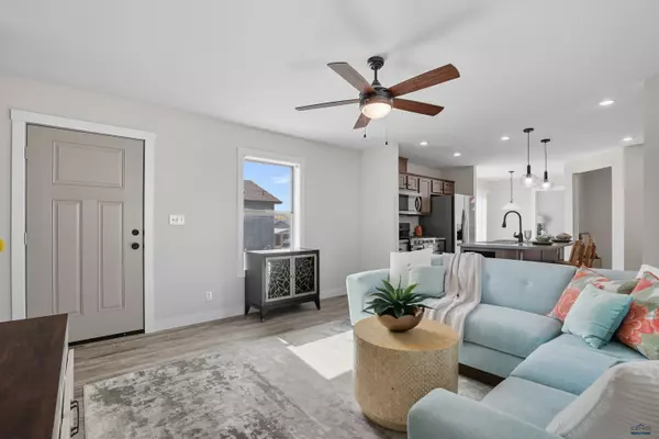 Rapid City, SD 57701,1717 E Philadelphia St Lot 103