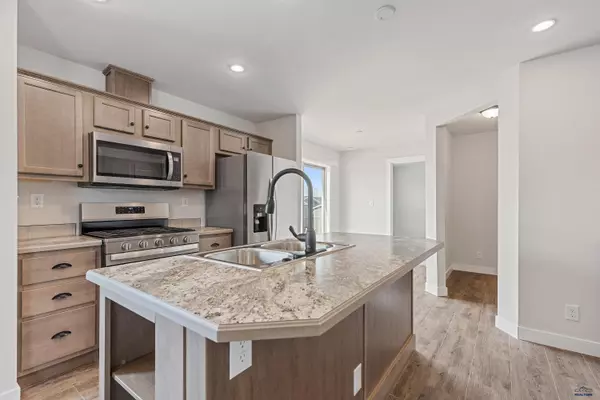 Rapid City, SD 57701,1717 E Philadelphia St Lot 101