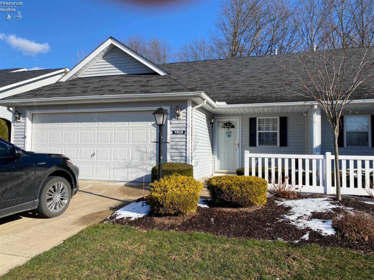 7213 Willow WAY #34-A, North Olmsted, OH 44070