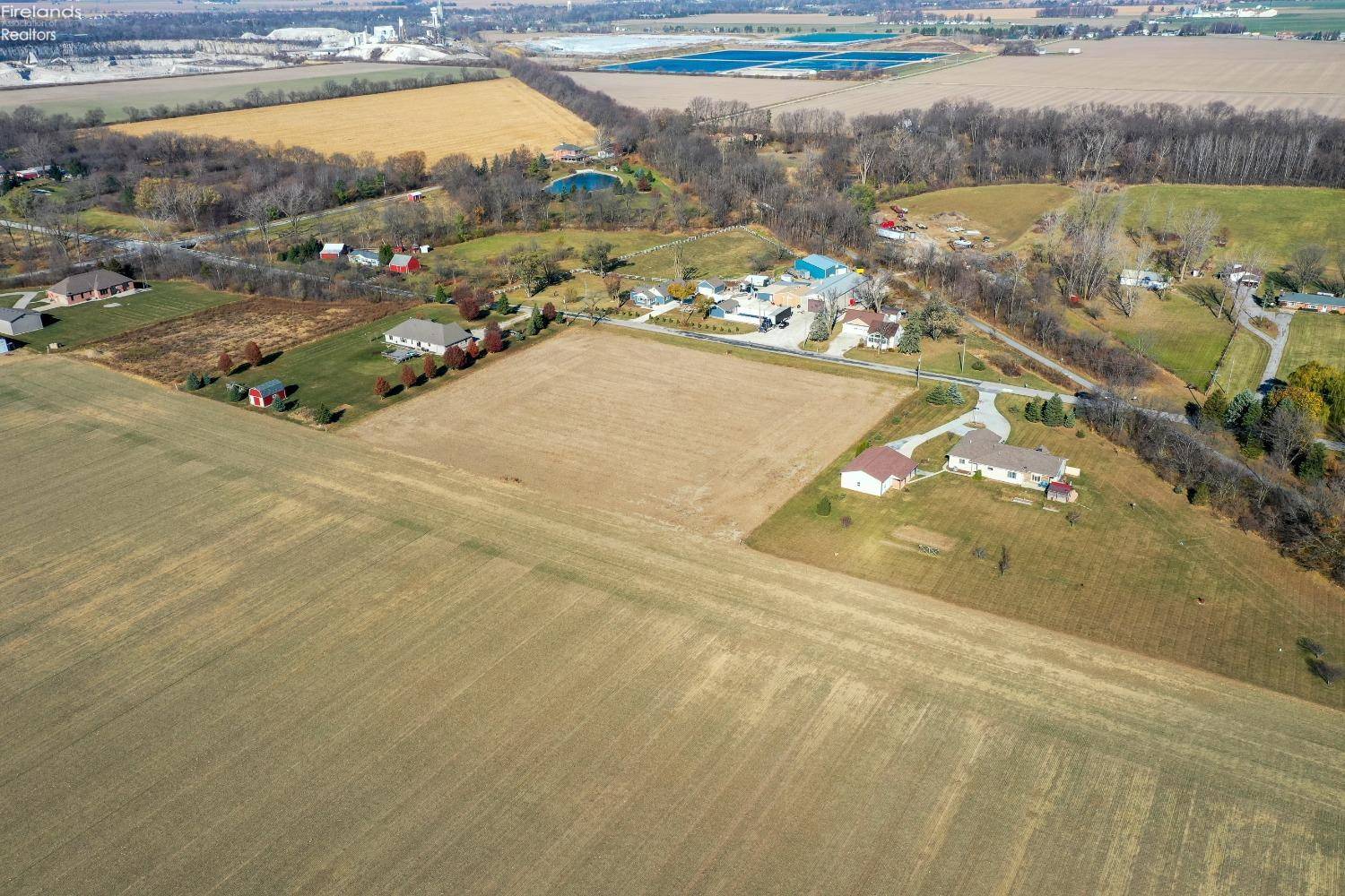 0 Camper RD, Genoa, OH 43430