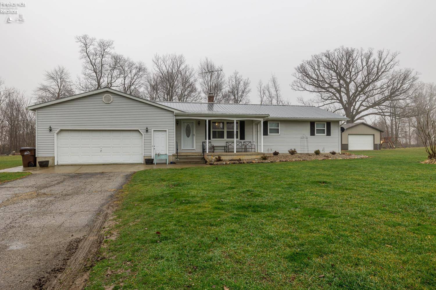 17300 Hawley RD, Wellington, OH 44090
