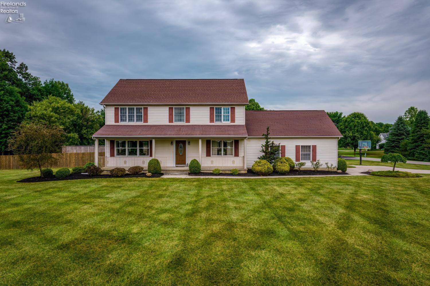 3 Ridgeview DR, Milan, OH 44846