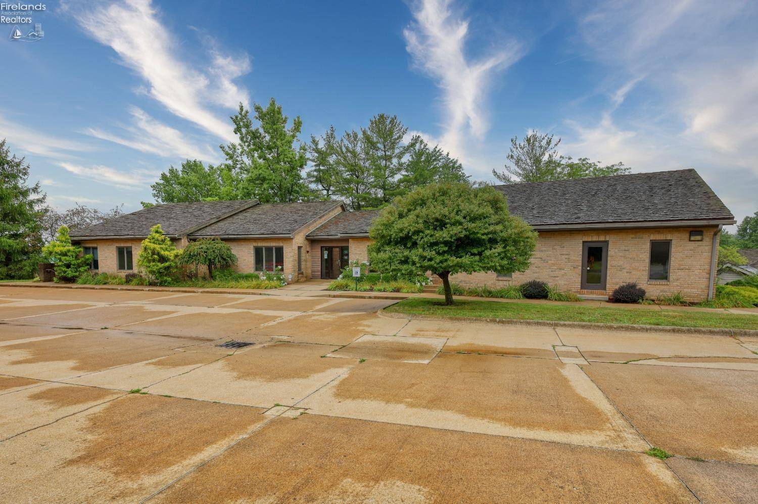 1221 S Trimble RD #C, Mansfield, OH 44907