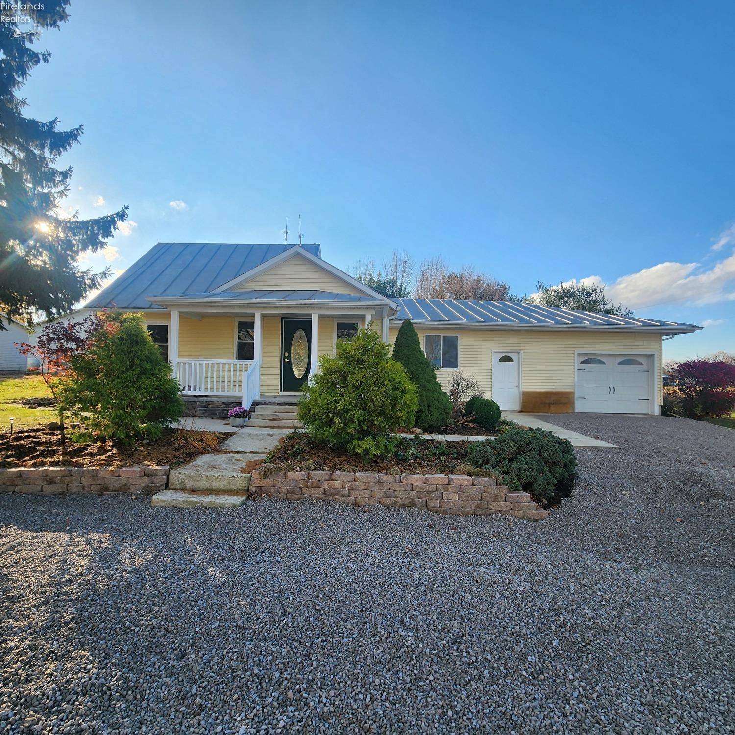 471 Haines, Sycamore, OH 44882