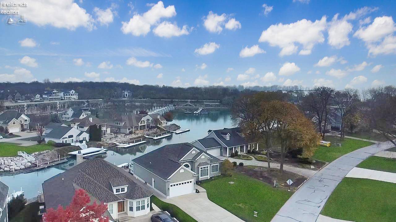 4453 E Forest Glen LN, Marblehead, OH 43440