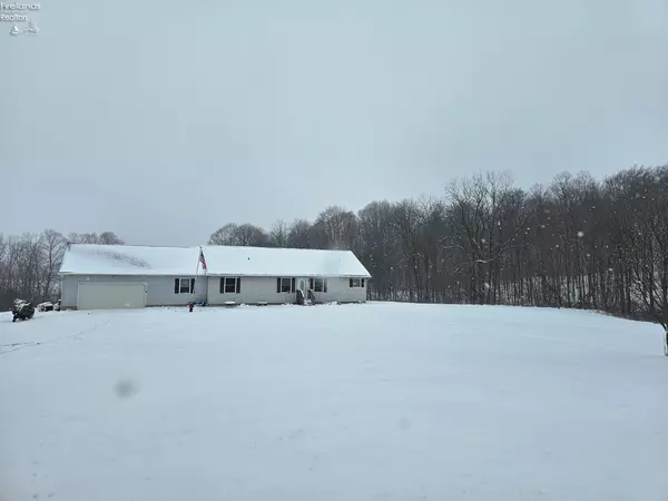 8640 W Stair RD, West Salem, OH 44287