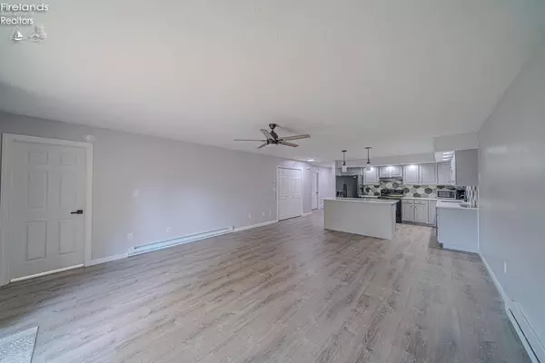Bellevue, OH 44811,230 Highland AVE