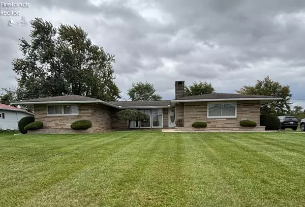 3421 E St Rt 103, Willard, OH 44890