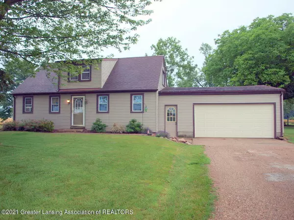 2821 W Centerline Road, St. Johns, MI 48879, St. Johns, MI 48879