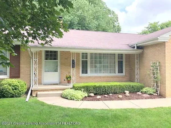 Lansing, MI 48911,2904 S Cambridge Road, Lansing, MI 48911