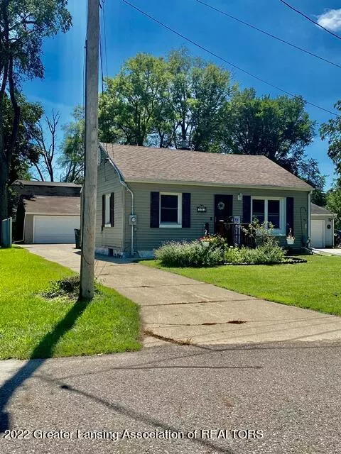 323 Carrier Street, Lansing, MI 48906, Lansing, MI 48906