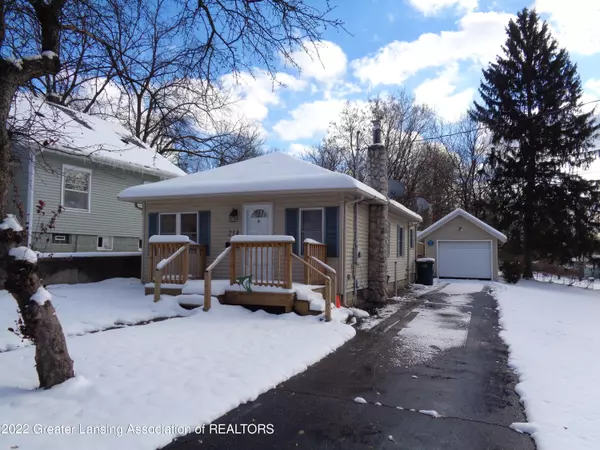 214 E Hodge Avenue, Lansing, MI 48910, Lansing, MI 48910