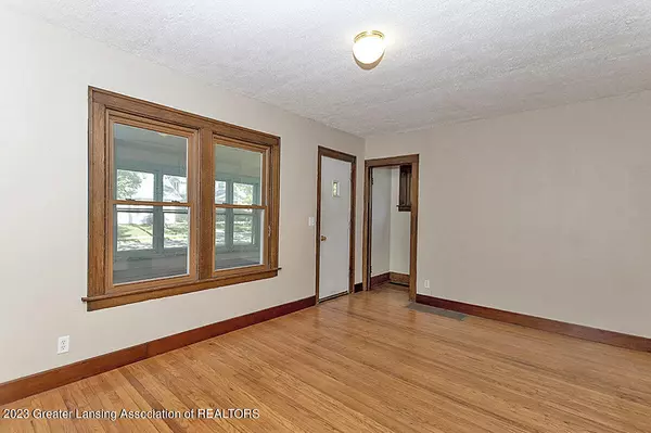 Lansing, MI 48912,504 N Magnolia Avenue, Lansing, MI 48912