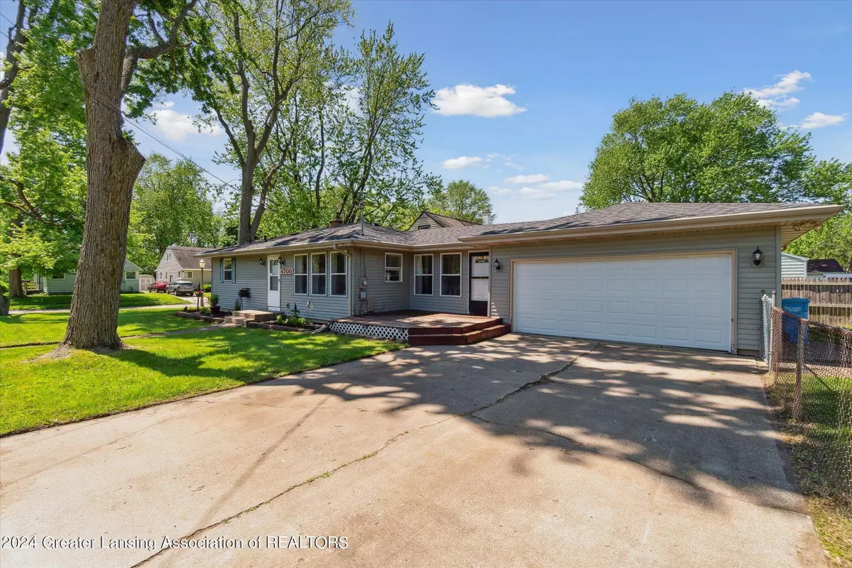 Lansing, MI 48910,4700 Southgate Avenue, Lansing, MI 48910