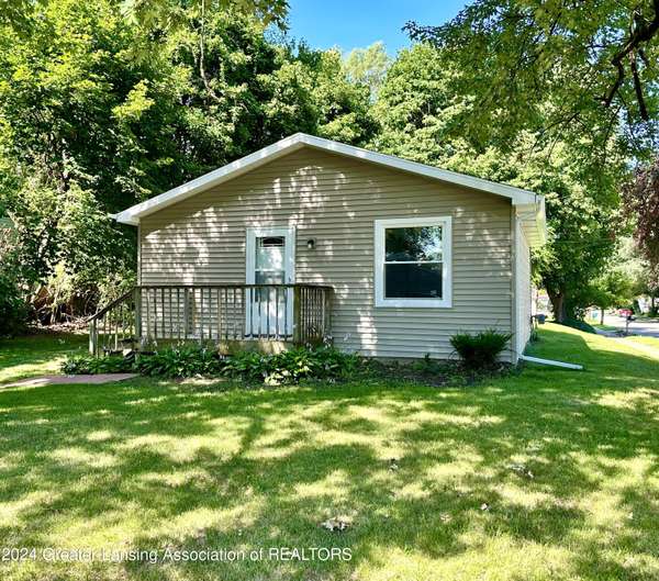 6000 Pheasant Avenue,  Lansing,  MI 48911,  Lansing,  MI 48911