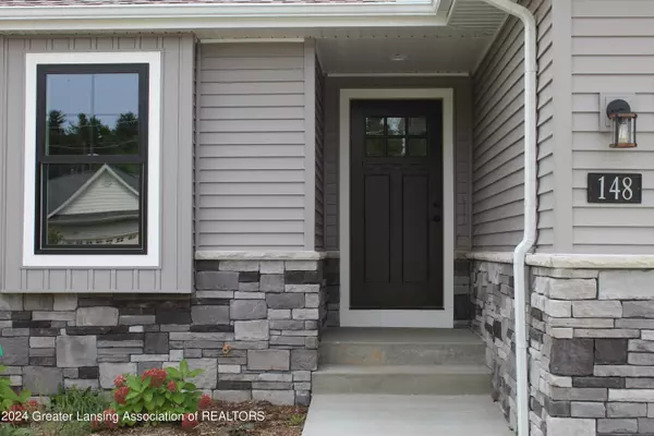 Charlotte, MI 48813,302 Vansickle DR #35
